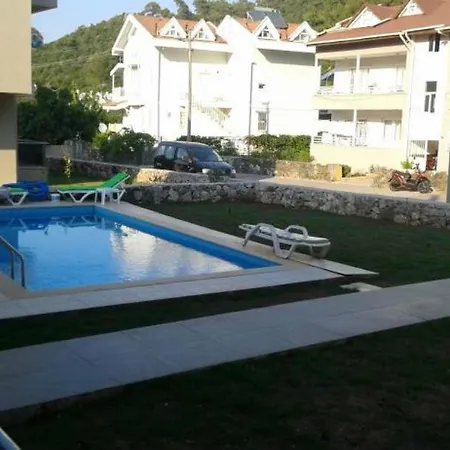 Holiday House *