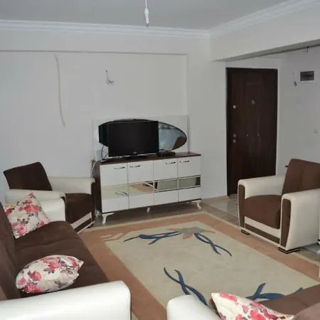 Holiday House İçmeler